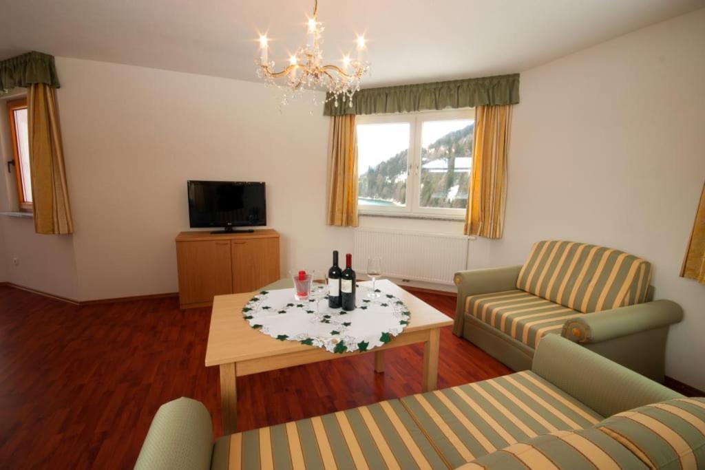 Hotel Seehof Monguelfo-Tesido / Welsberg-Taisten Exteriér fotografie