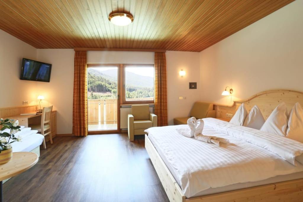 Hotel Seehof Monguelfo-Tesido / Welsberg-Taisten Exteriér fotografie